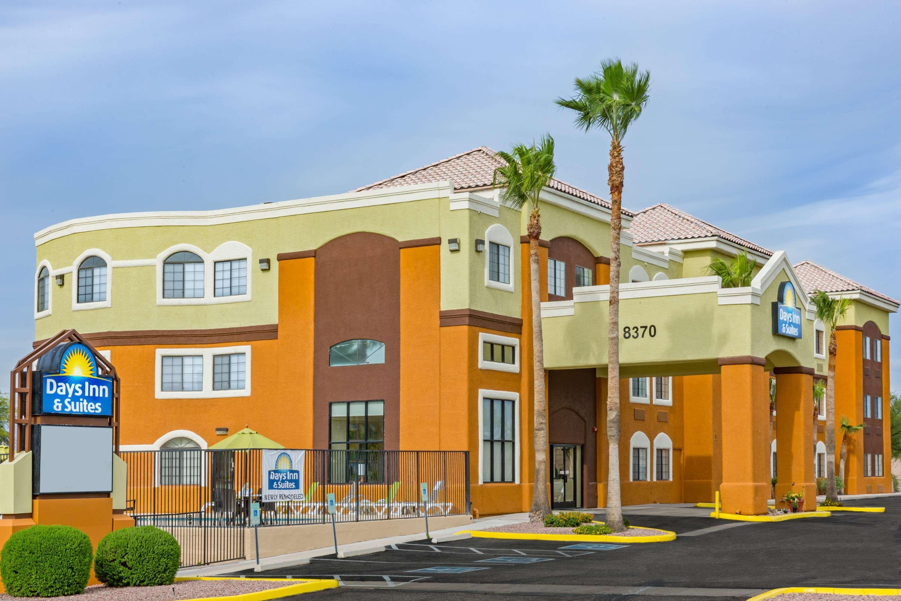 Days Inn & Suites By Wyndham Tucson/Marana Buitenkant foto
