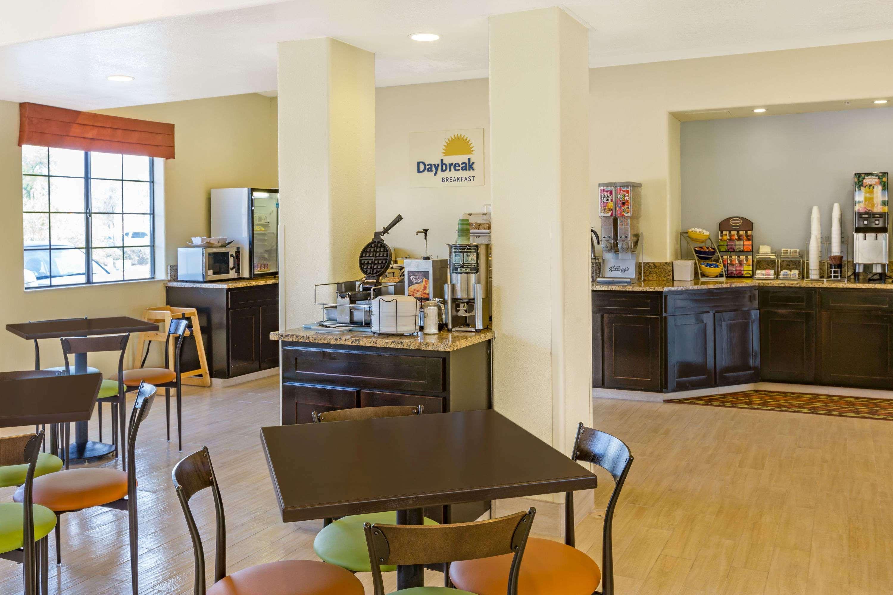 Days Inn & Suites By Wyndham Tucson/Marana Buitenkant foto