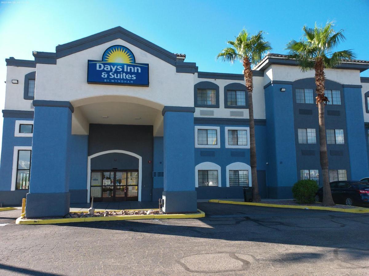 Days Inn & Suites By Wyndham Tucson/Marana Buitenkant foto