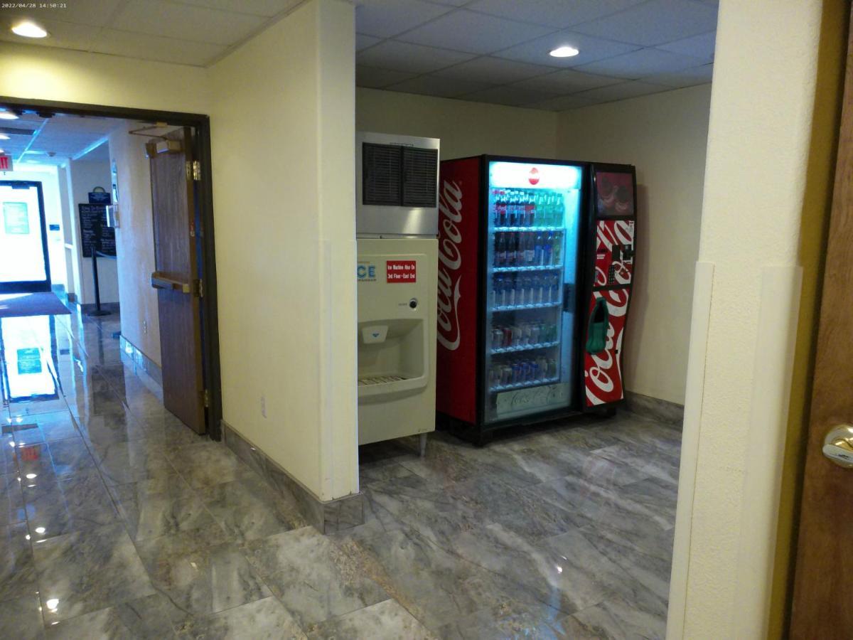 Days Inn & Suites By Wyndham Tucson/Marana Buitenkant foto