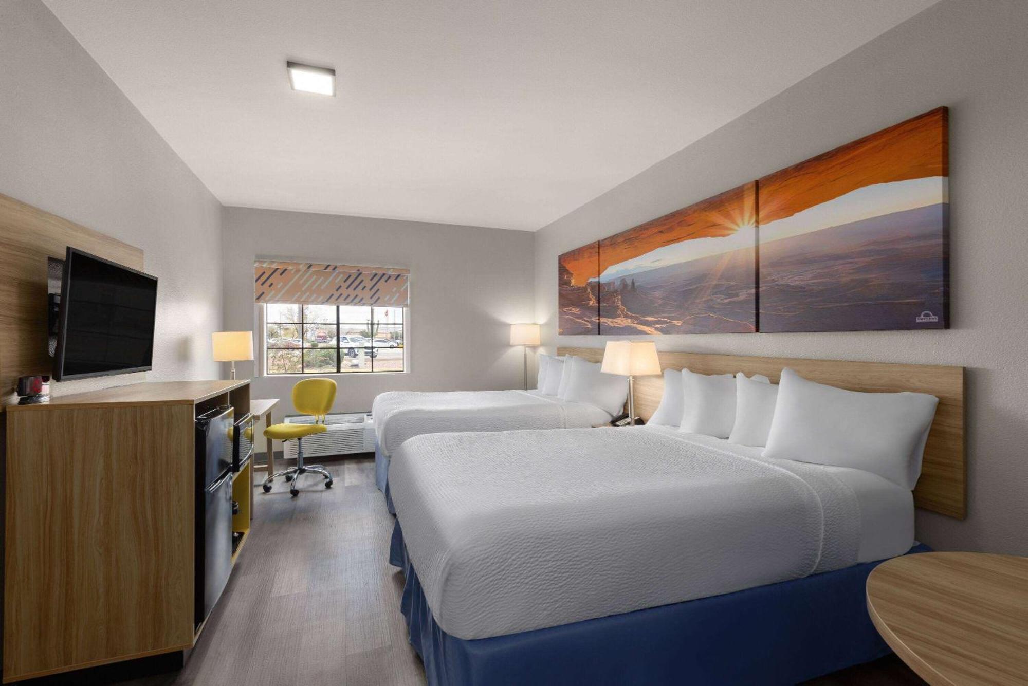 Days Inn & Suites By Wyndham Tucson/Marana Buitenkant foto