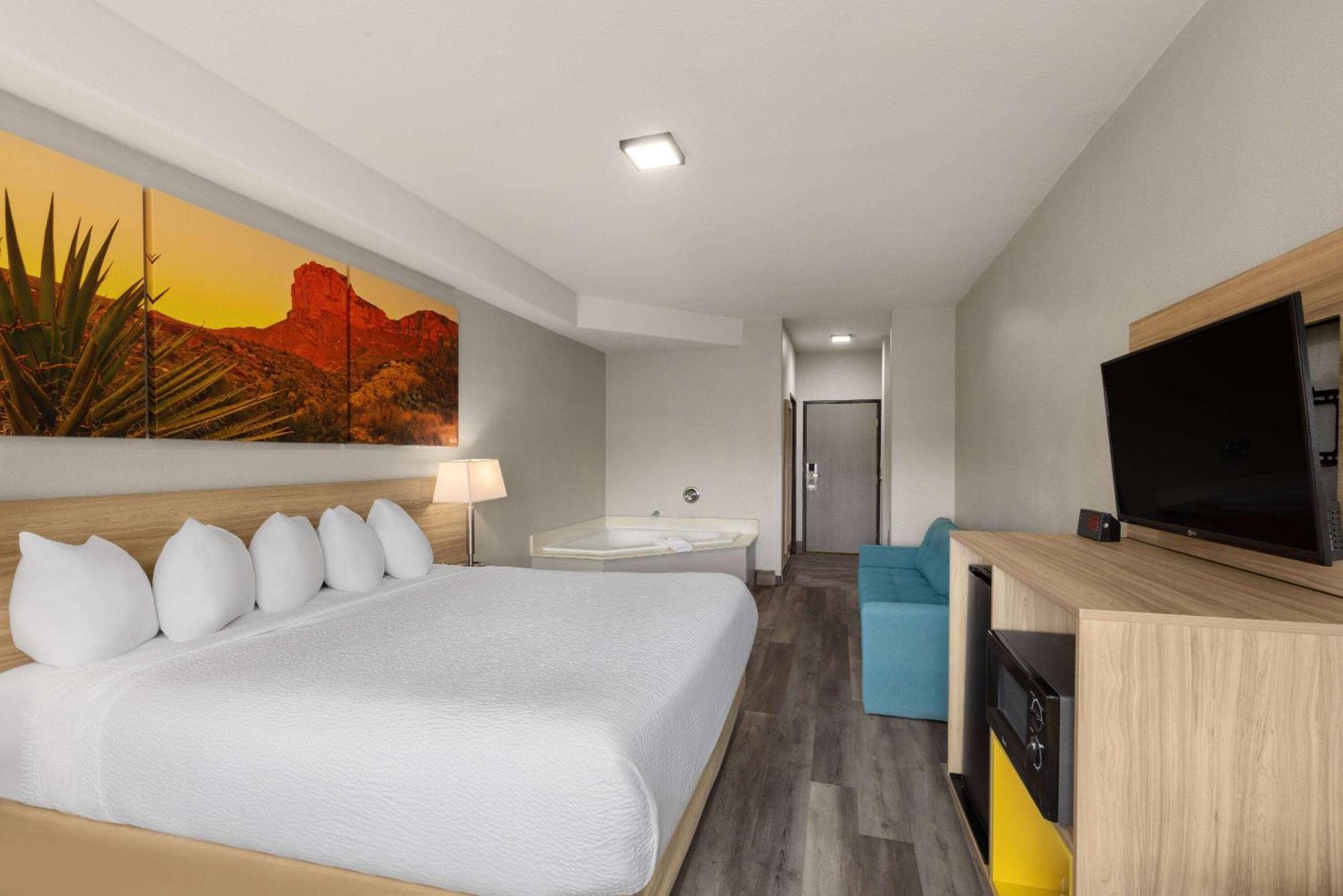 Days Inn & Suites By Wyndham Tucson/Marana Buitenkant foto