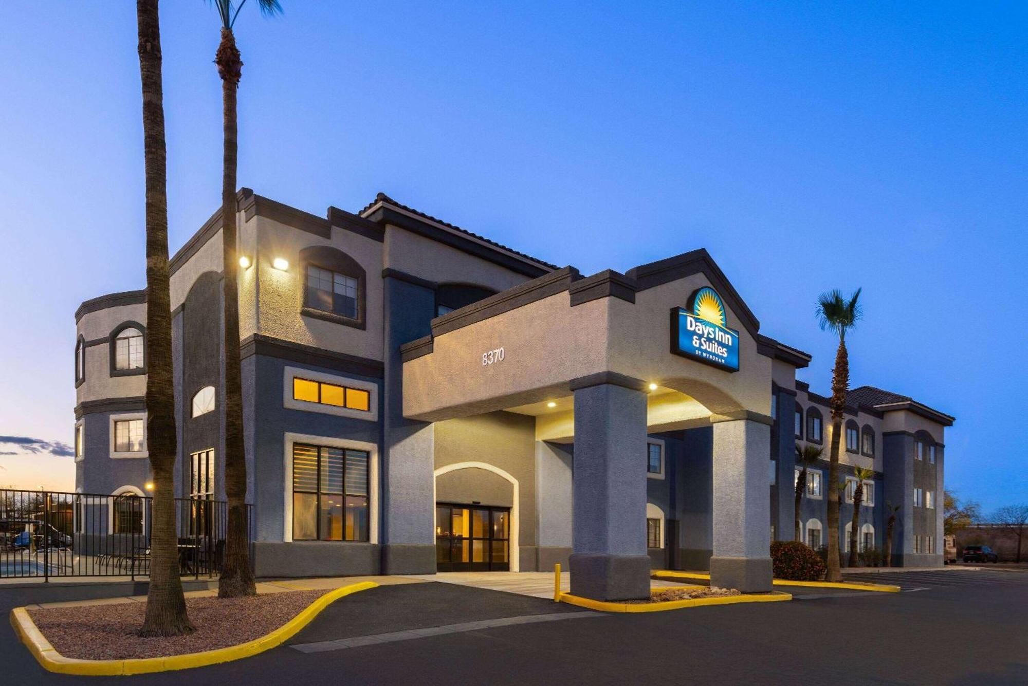 Days Inn & Suites By Wyndham Tucson/Marana Buitenkant foto